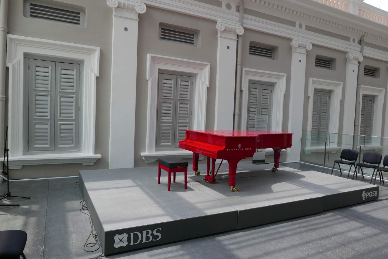 museum piano