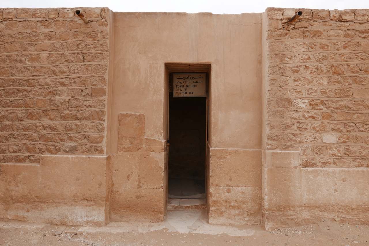 tomb entrance.JPG